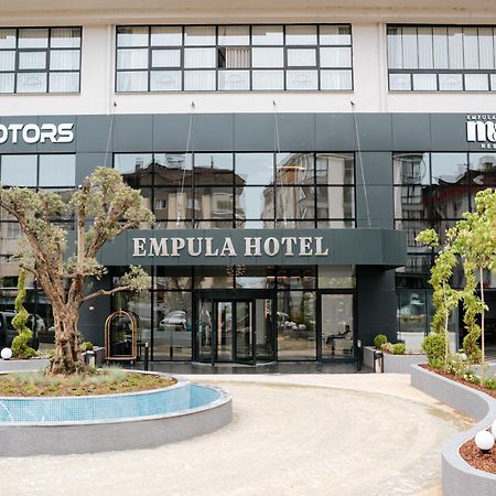 Empula Hotel & Residences ทรับซอน ภายนอก รูปภาพ