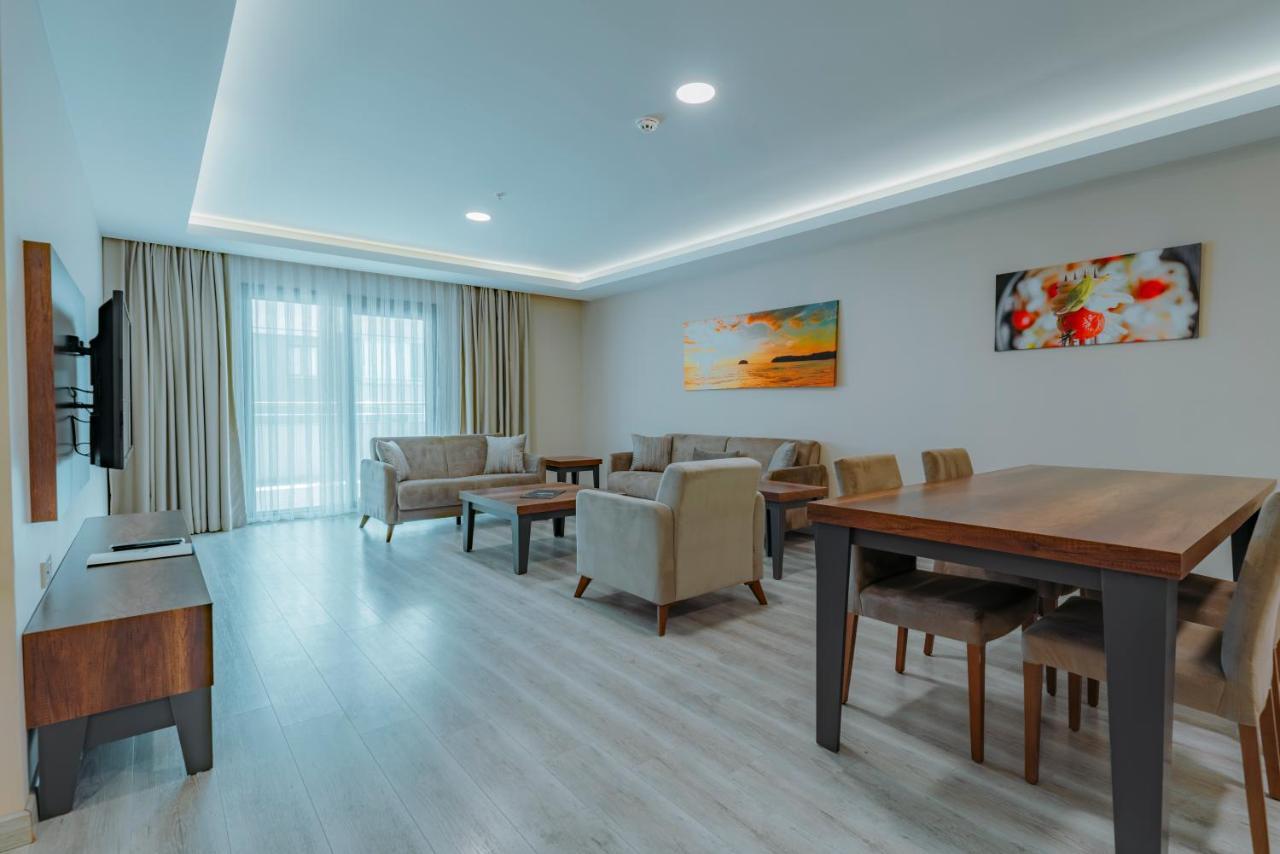 Empula Hotel & Residences ทรับซอน ภายนอก รูปภาพ