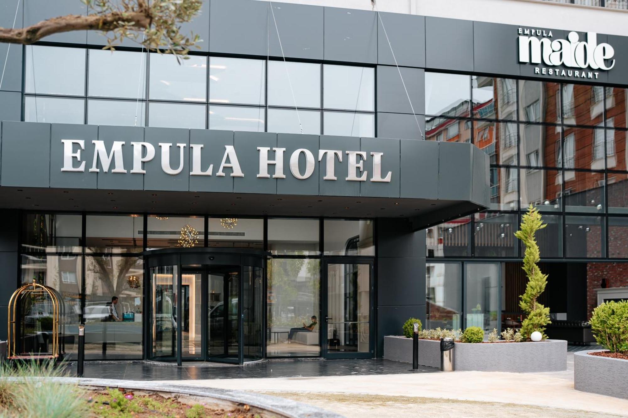 Empula Hotel & Residences ทรับซอน ภายนอก รูปภาพ